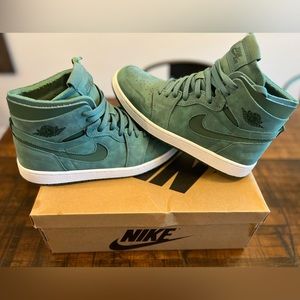 Jordan 1 CMFT Neptune Green